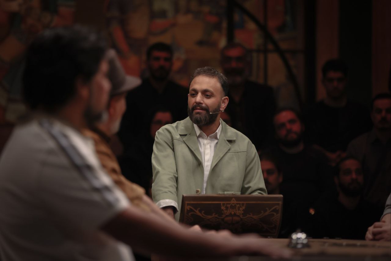 سفر به جهان گل یا پوچ با چاشنی تهران قدیم سفر به جهان گل یا پوچ با چاشنی تهران قدیم